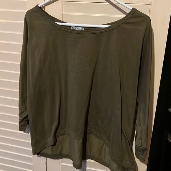 Body Central Long Sleeve Crop Top - Picture 1 of 4